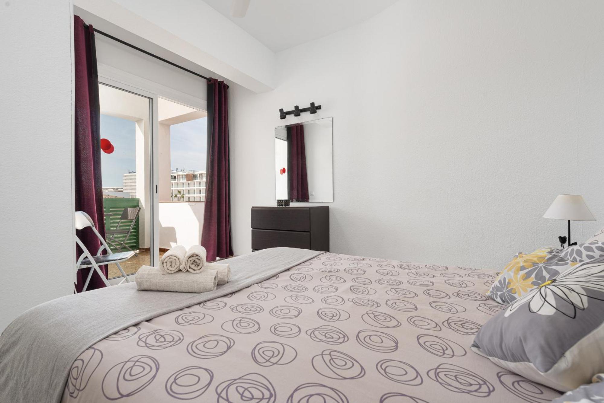 Apartment Xara Torres, At The Beach Of Alcudia Port de Alcudia  Eksteriør bilde