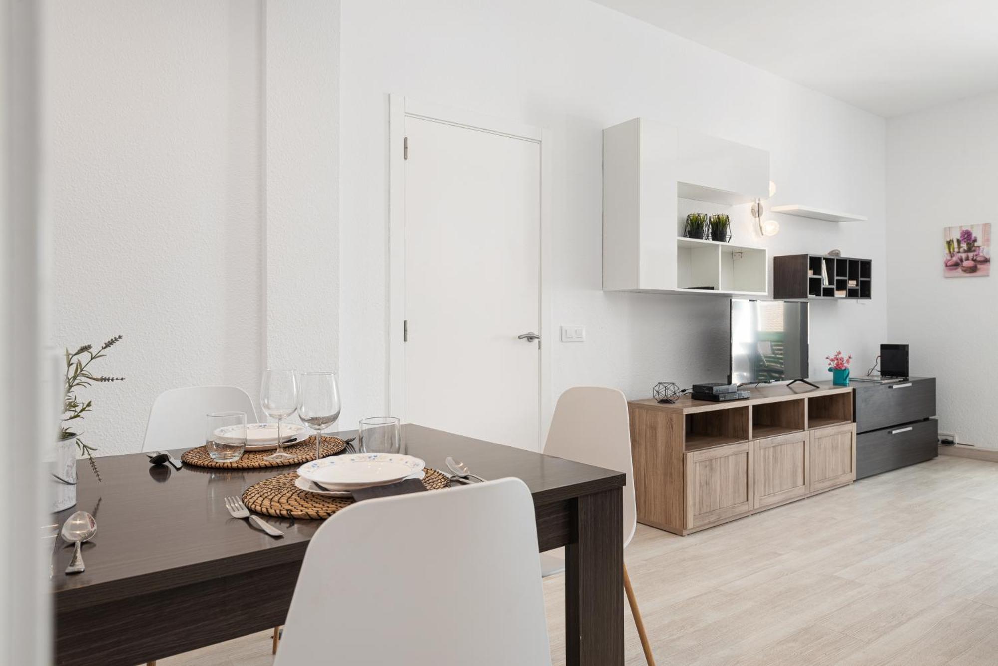 Apartment Xara Torres, At The Beach Of Alcudia Port de Alcudia  Eksteriør bilde