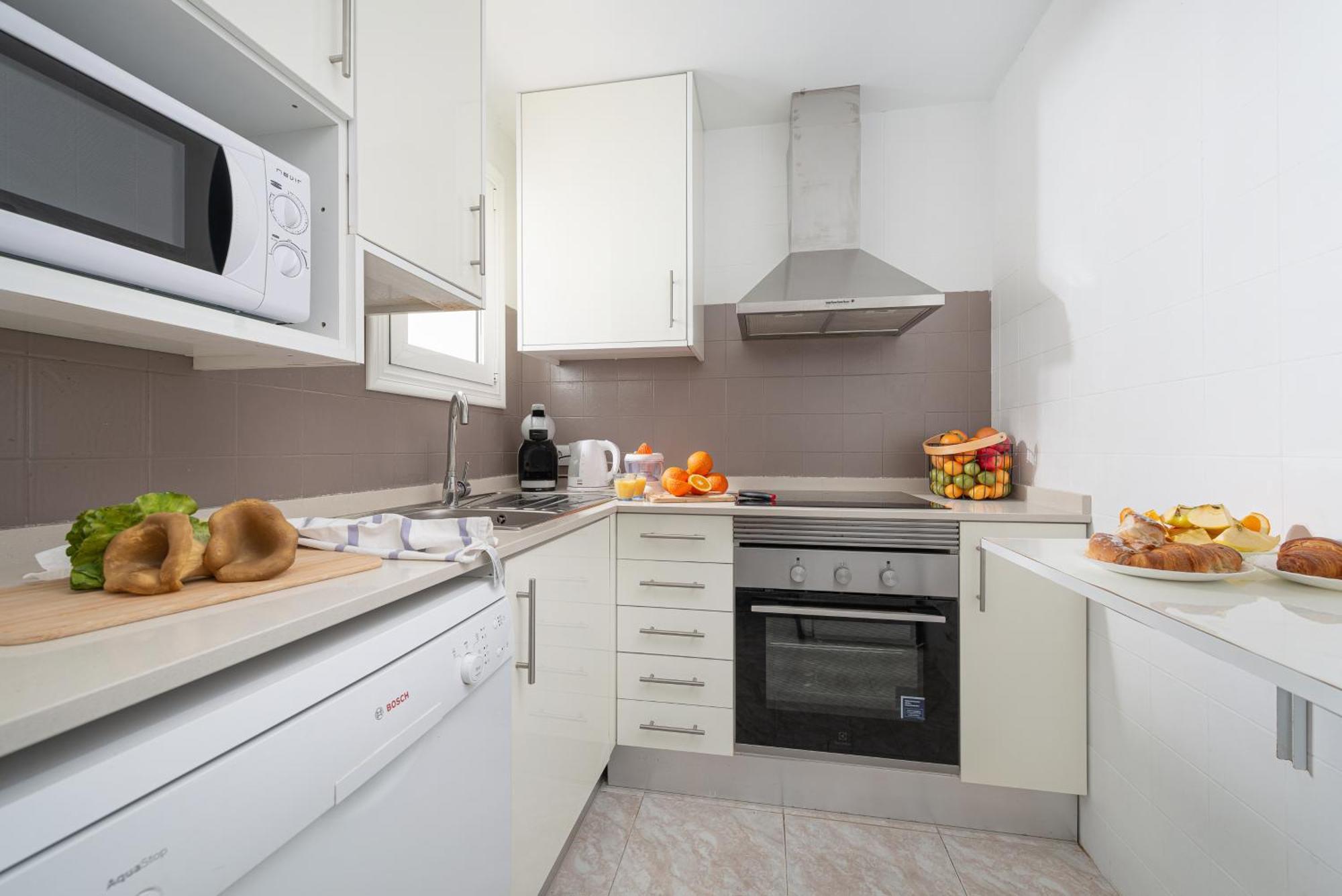 Apartment Xara Torres, At The Beach Of Alcudia Port de Alcudia  Eksteriør bilde